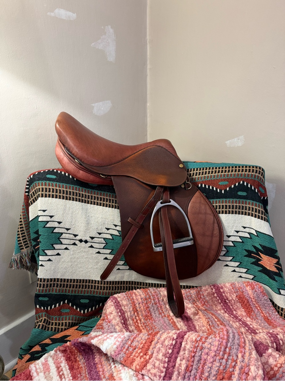 Lancer Hunt Seat Saddle - 16” seat 6” gullet